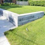 interlocking retaining wall